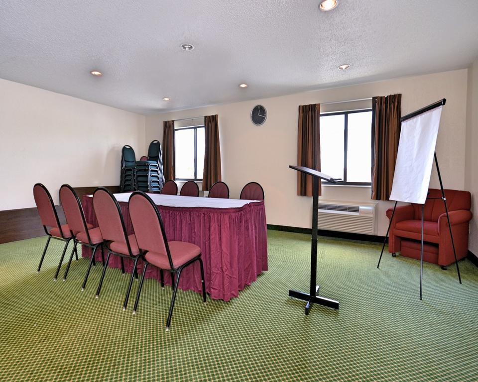 Quality Inn Мерисвил Екстериор снимка