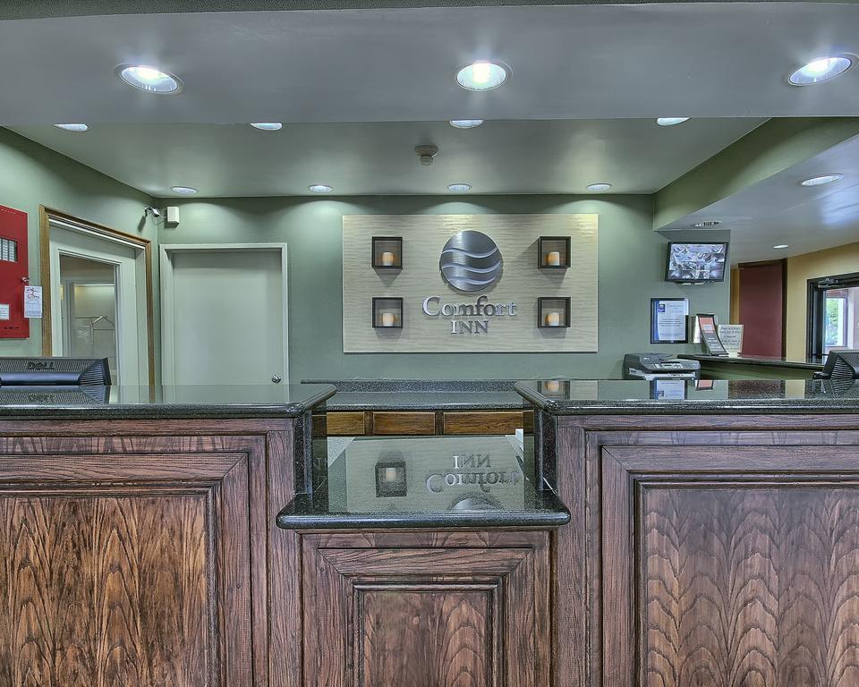 Quality Inn Мерисвил Екстериор снимка