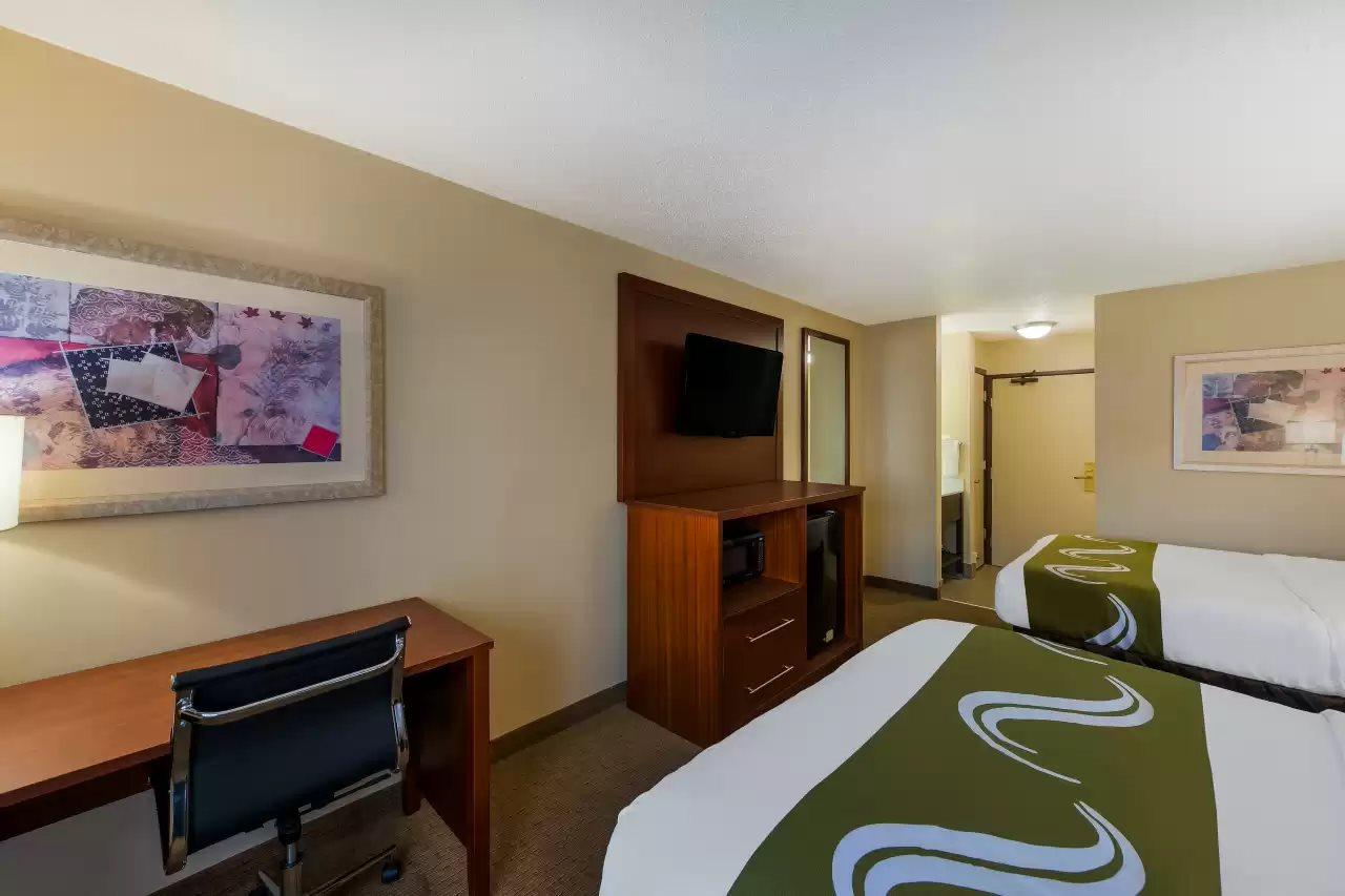 Quality Inn Мерисвил Екстериор снимка
