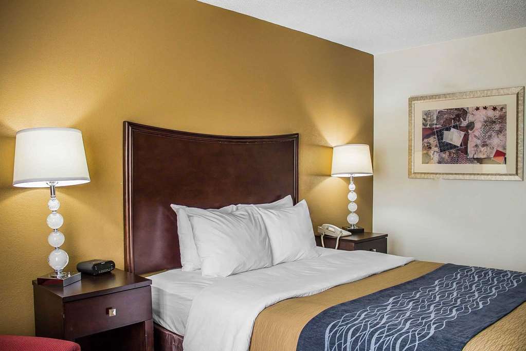 Quality Inn Мерисвил Стая снимка