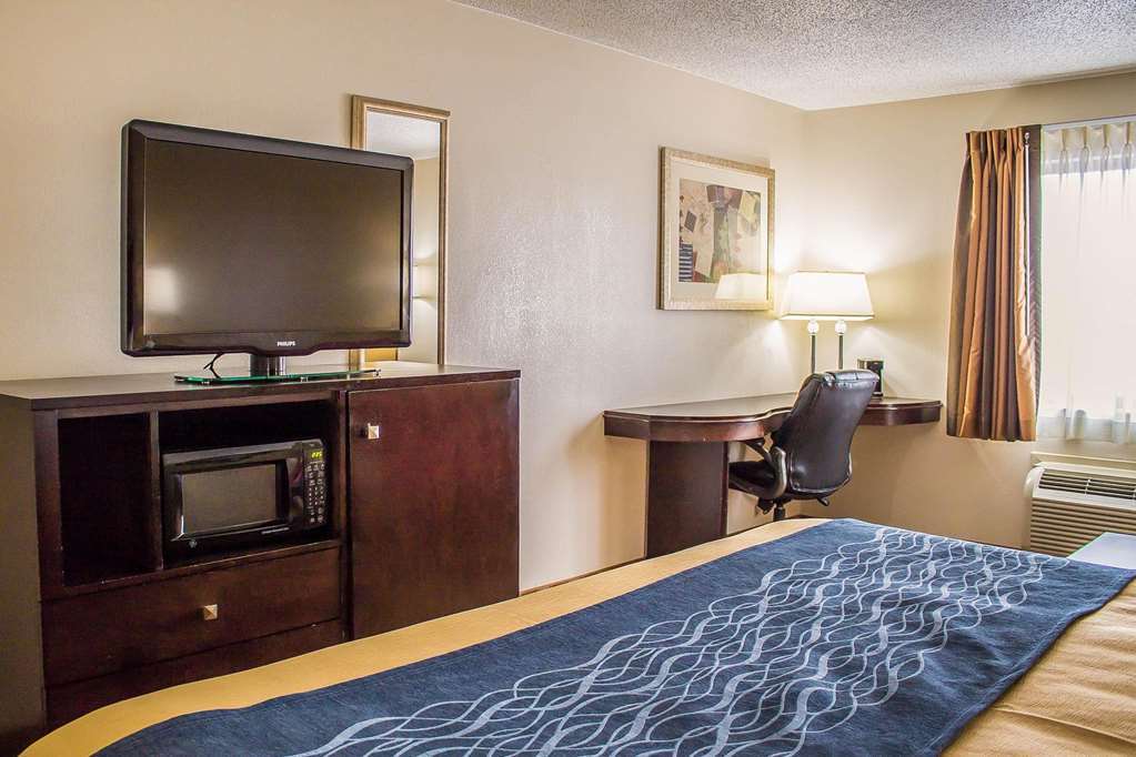 Quality Inn Мерисвил Стая снимка