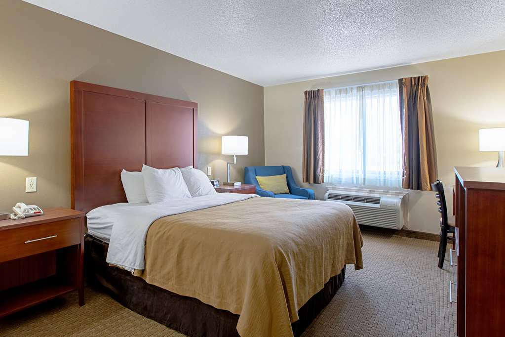 Quality Inn Мерисвил Стая снимка